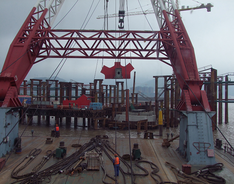 梅山春晓大桥安装2 - 副本 (2).JPG