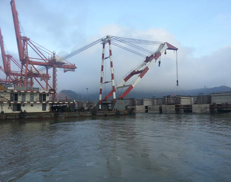 温州洞头深水码头安装2 - 副本 (2).JPG