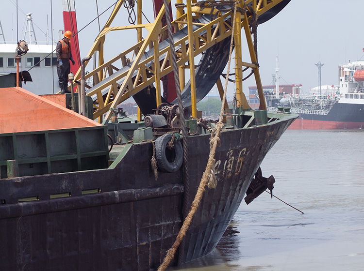 江甬6号沉船打捞4 - 副本 (2).jpg