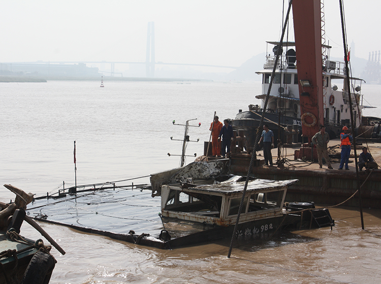浙椒机982沉船打捞1 - 副本 (2).jpg